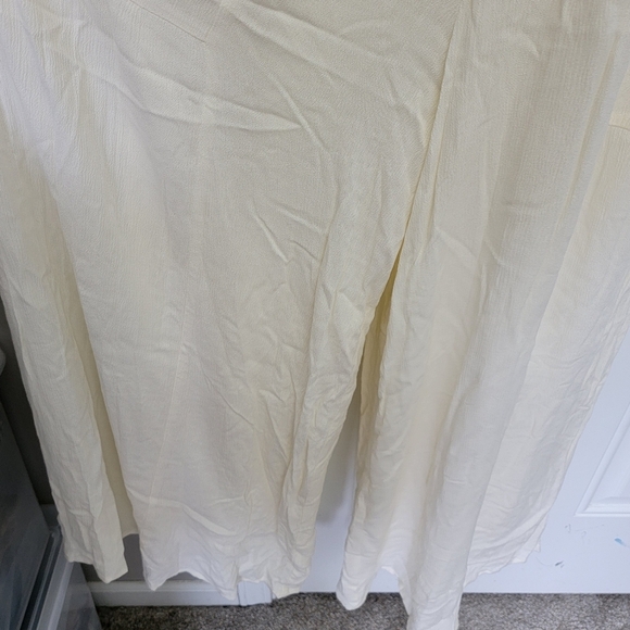 NWT Lovestitch Ivory 1 Piece Jumpsuit Wide Leg Gauzy Crochet Top Pockets Size S - Picture 8 of 16